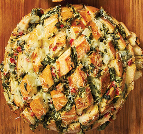 Spinach Artichoke Pull-Apart Bread